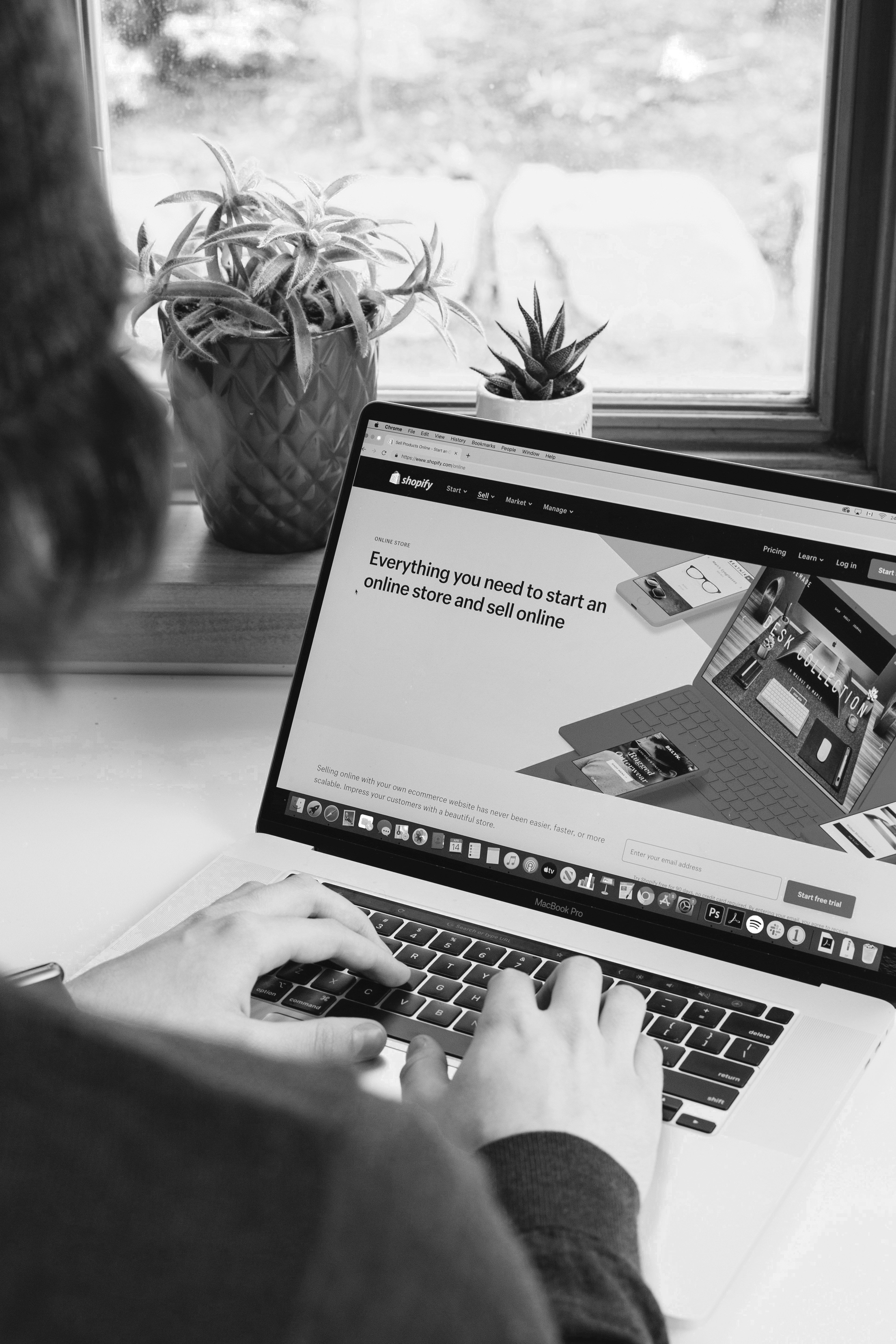 roberto-cortese-ejhjSZKTeeg-unsplash